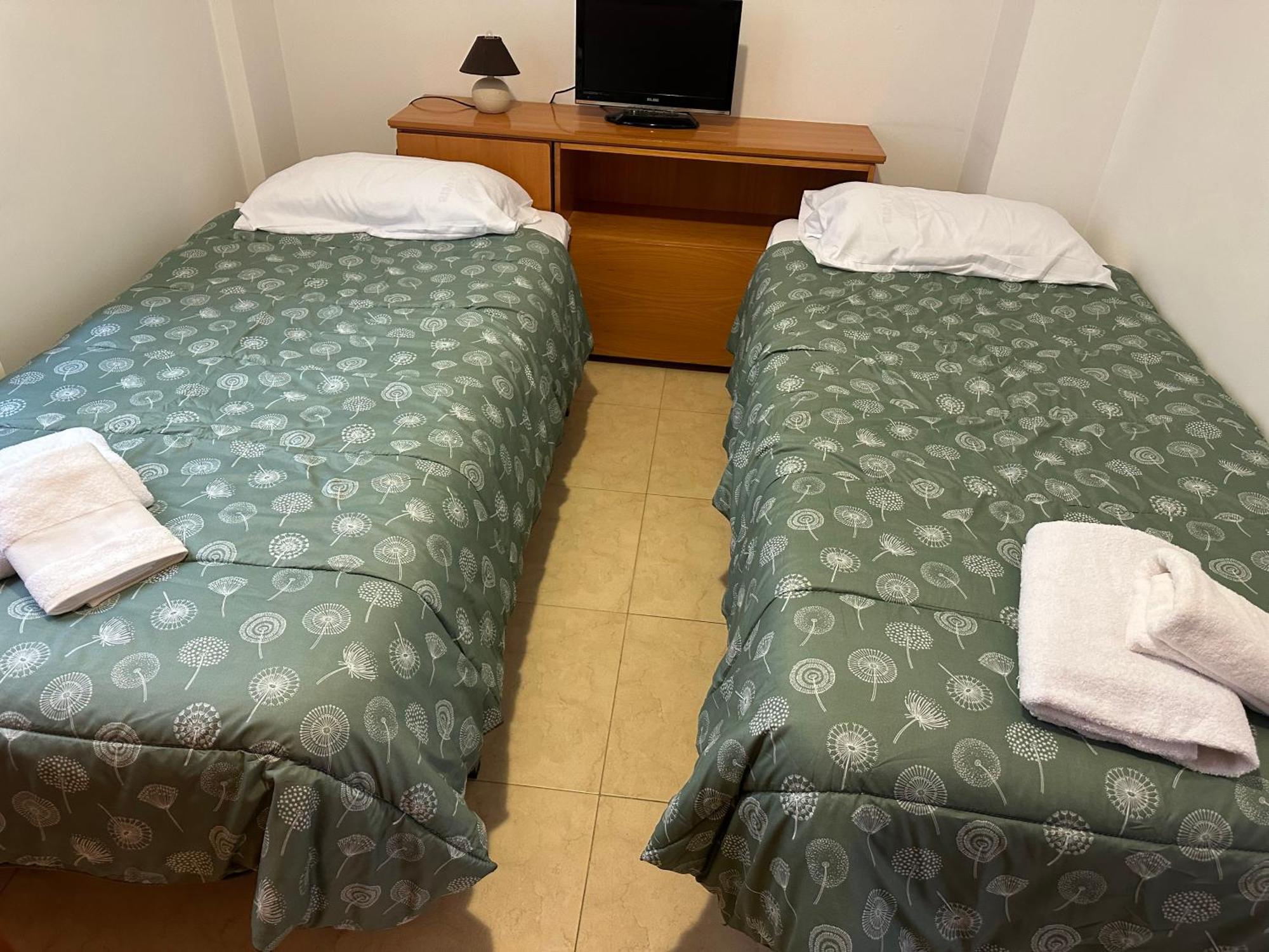 Apartamentos L'Ainsa Bagian luar foto